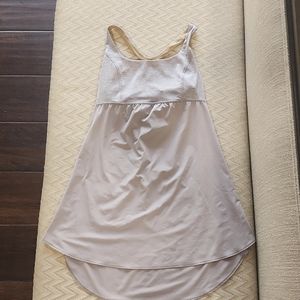 Lululemon Venus Tank Pigeon / Metallic Silver Size 4